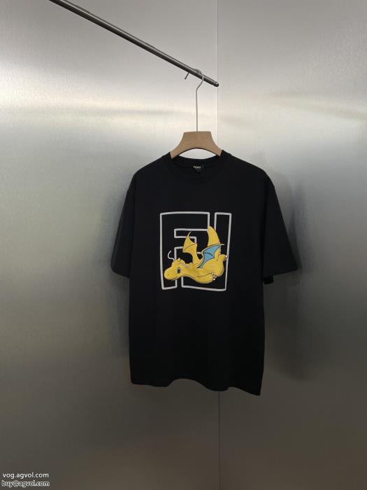 FENDI自分へのご褒美大人の色気を印象に半袖Tシャツスーパー コピー 販売_0_1