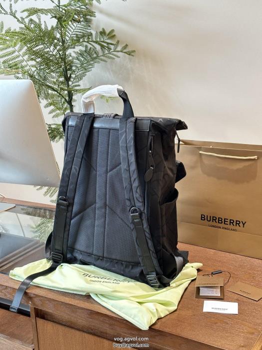 偽 ブランド 最新で完売確実オシャレ上級者にバッグBURBERRY_0_2