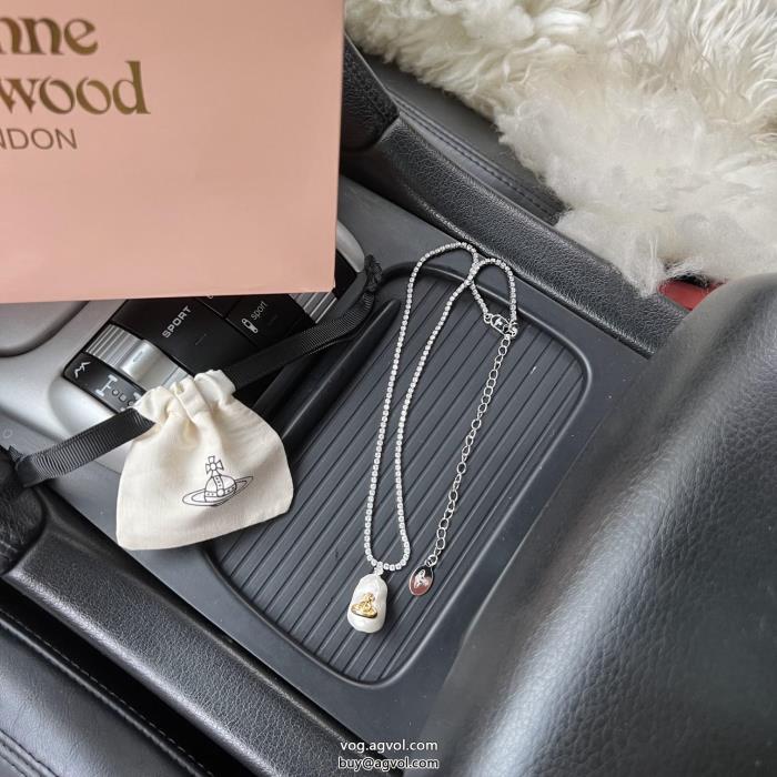 VIVIENNE WESTWOOD23SS海外直営清潔感で洗練されネックレスブランド コピー ショップ_0_2