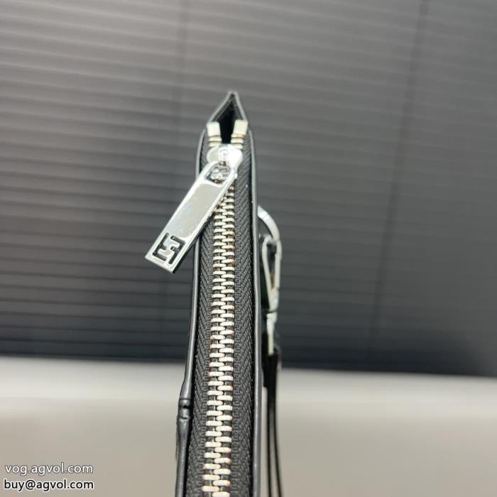 バッグ魅力を放つお洒落さんの愛用率が高い偽物 通販 FENDI_0_4