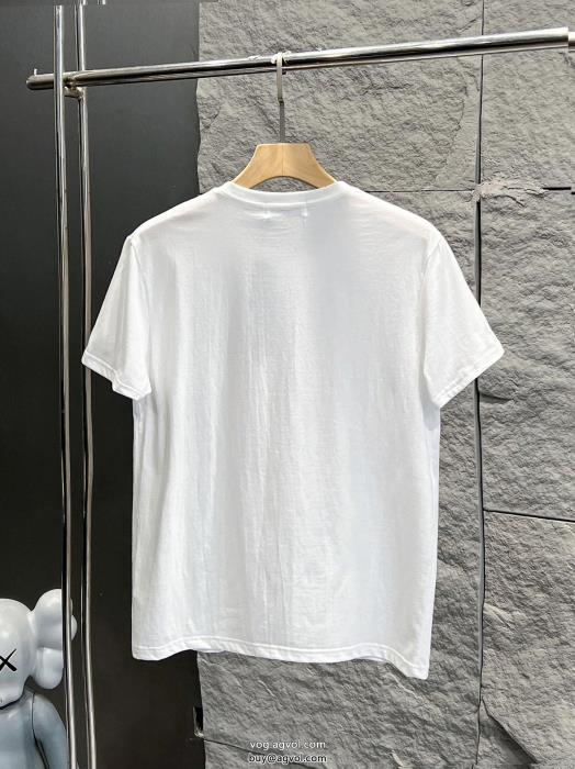 最新商品即完売必至清潔感で洗練されStone Island半袖Tシャツ激安 ブランド_0_1