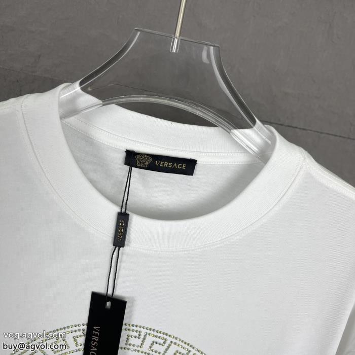 VERSACE22/23AW新作 大注目日本未入荷偽物 通販 半袖Tシャツ_0_4