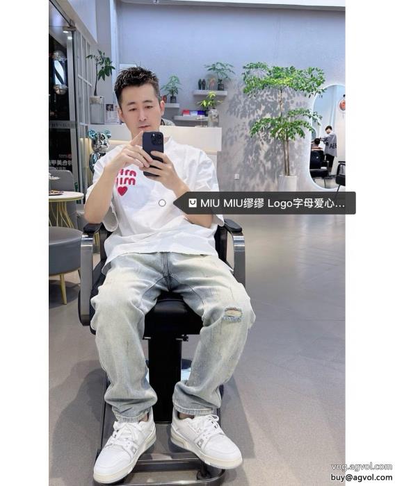 MIUMIU希少限定センス抜群ブランド コピー 優良半袖Tシャツ_0_3