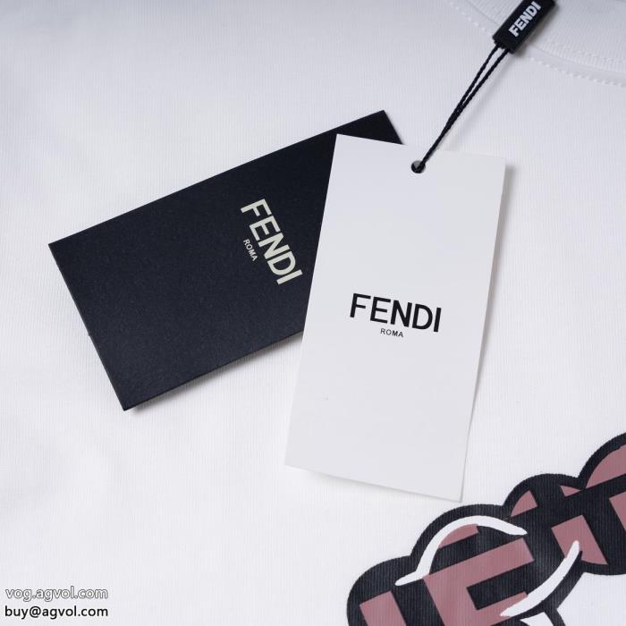 FENDIコピー ブランド 優良愛用ブランド注目されている新品半袖Tシャツ_0_4