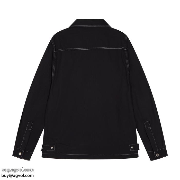 プラダ PRADA偽 ブランド 販路限定モデル雑誌掲載も多数注目の新作コート_0_1
