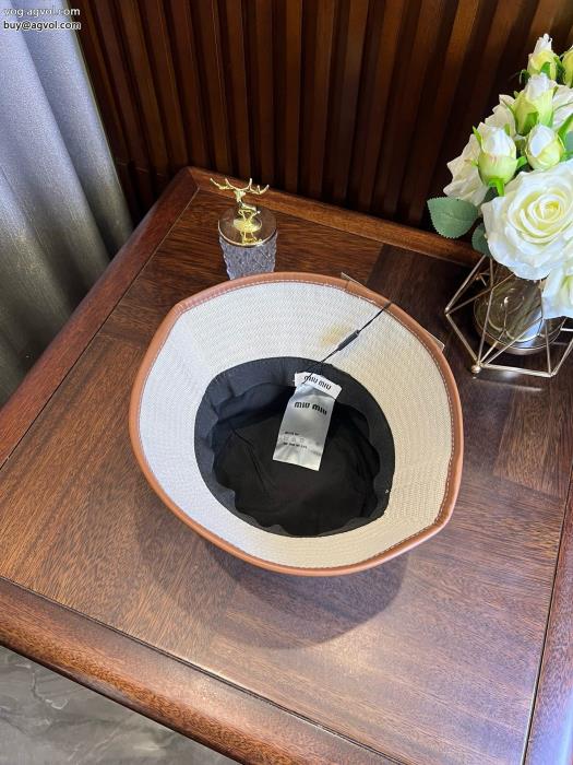 数量限定奇跡の入荷絶妙な抜け感スーパー コピー ブランド 通販MIUMIU帽子_0_0