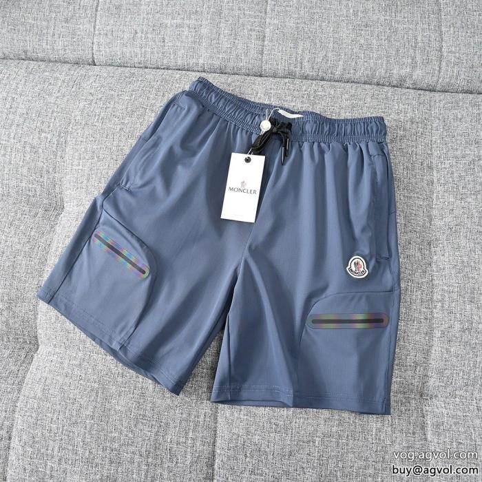 毎年爆発的人気トレンドの最先端にコピー ブランド 販売MONCLER半ズボン_0_3