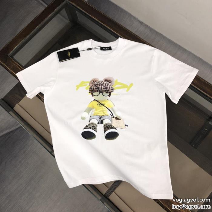 FENDIブランド 激安 半袖Tシャツ魅力的なポイント2024年の夏のマスト_0_1