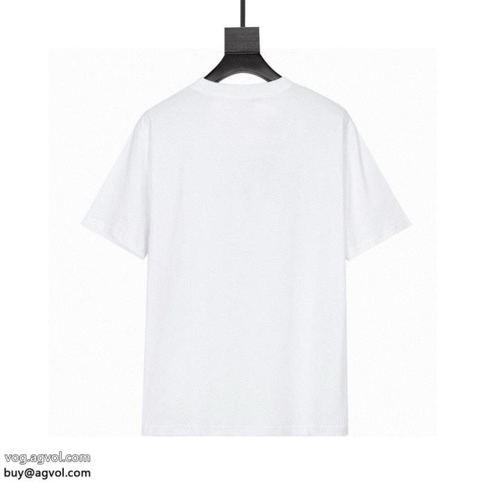 ブランド コピー 激安FENDI半袖Tシャツ毎日に上質を 2024年の夏のマスト_0_3