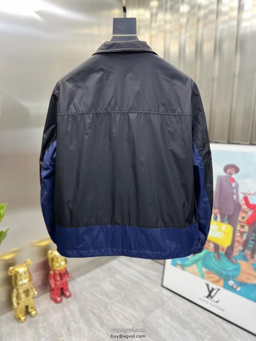 大人の色味2024年新作通販MONCLERスーパー コピー ブランド 専門コート_0_3