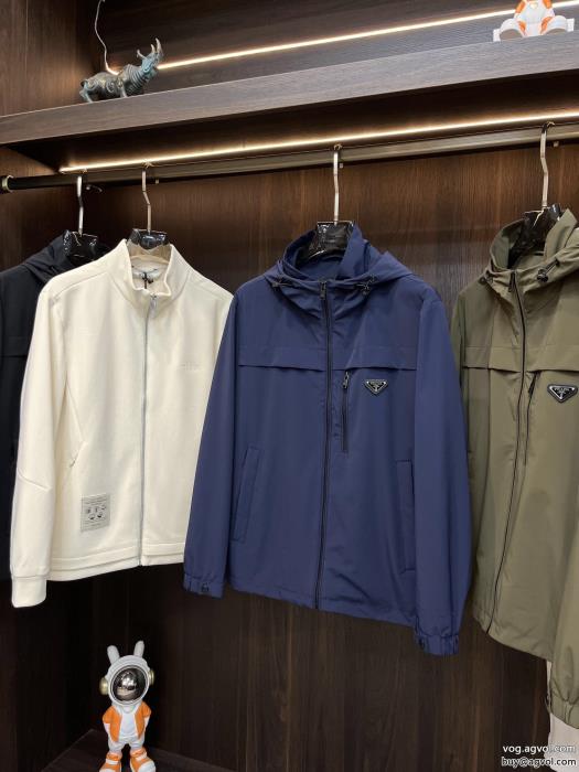 ブランド コピー 販売 コートPRADAきちんと感が強い今年も人気_0_0