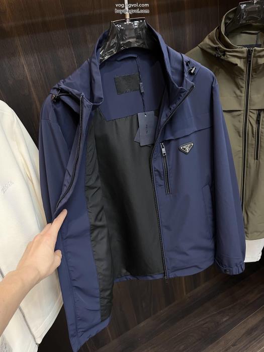 ブランド コピー 販売 コートPRADAきちんと感が強い今年も人気_0_4