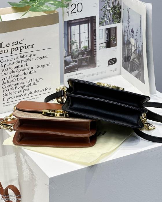 COACH偽 ブランドバッグ好印象な上品スタイル魅力的なポイント_0_6