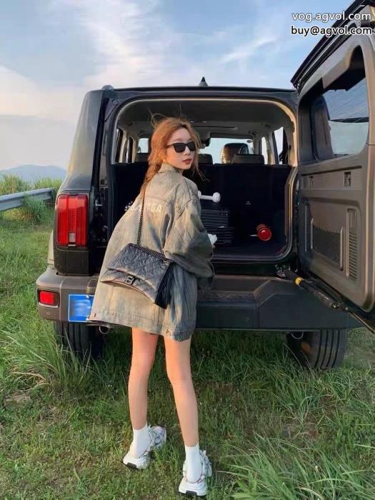 balenciaga今年大人気格安SALEコートコピー ブランド 通販 安心_0_3