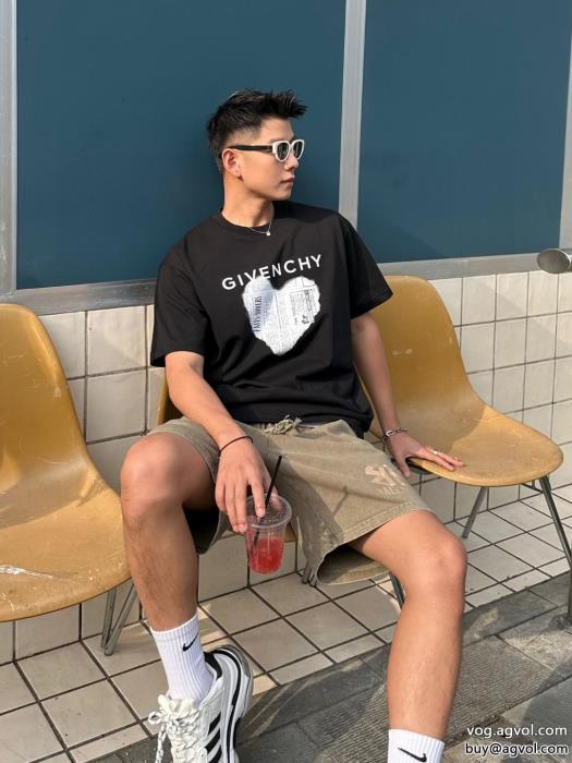 存在感大SS23完売必至半袖Tシャツジバンシーブランド スーパー コピー_0_4