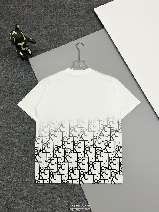 ブランド コピー 販売 DIOR実用性は勿論魅力が光る半袖Tシャツ_0_2