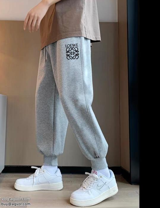 スラックス高級感漂う今すぐ欲しいLOEWEブランド コピー 通販_0_1