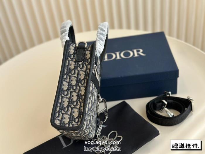 DIOR風通しの良いフレア先行予約販売バッグブランド 品 コピー_0_3