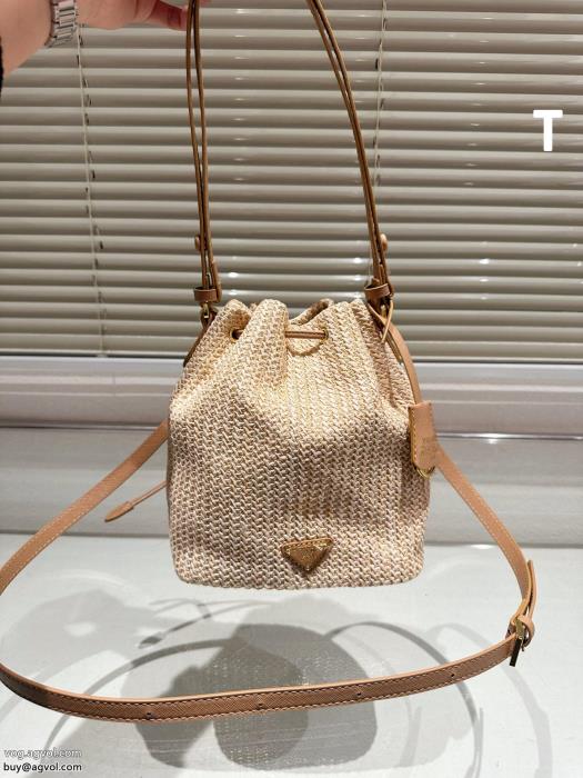 根強い人気定番商品人気上昇中ブランド 偽物PRADAバッグ_0_1