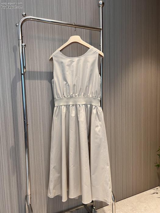 MIUMIUワンピースコピー 品 ブランド232024の大人コーデ限定生産品_0_5