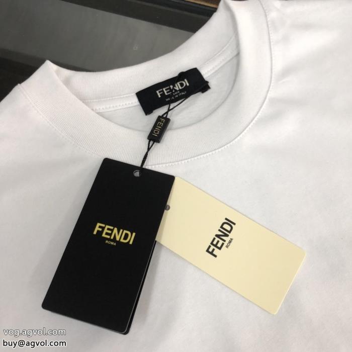 スーパー コピー ブランド半袖TシャツFENDIクラシックな雰囲気のトップス激レア_0_2