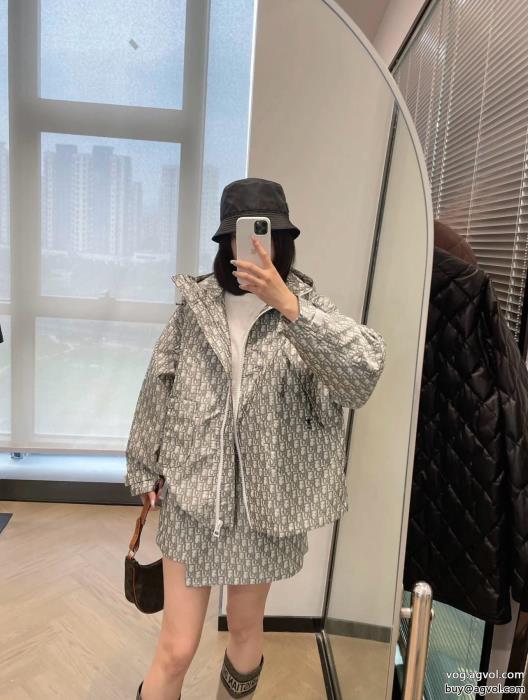ブランド コピー  セット限定デザインスタイルを綺麗にDIOR_0_1