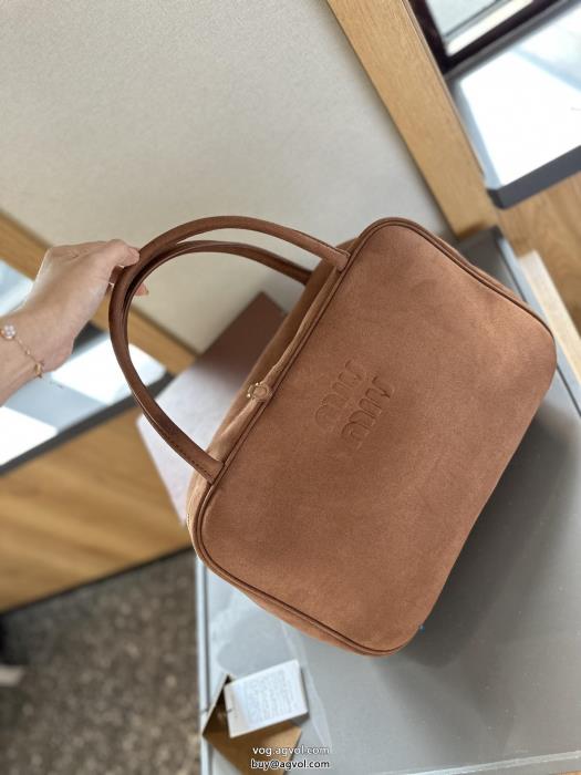 バッグ在庫数限定幅広い層におすすめブランド コピー 激安MIUMIU_0_1