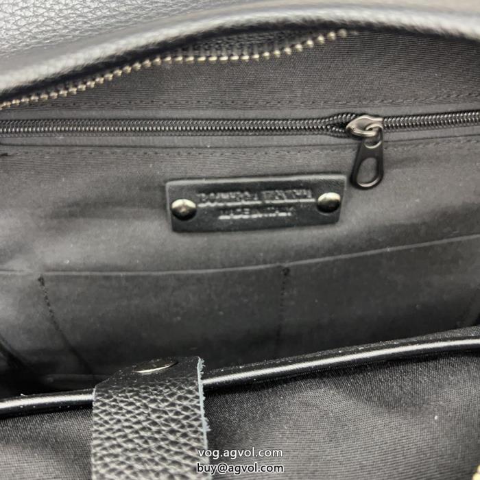 bottega veneta残り僅か最新作男性用リュックサックブランド コピー 品_0_3