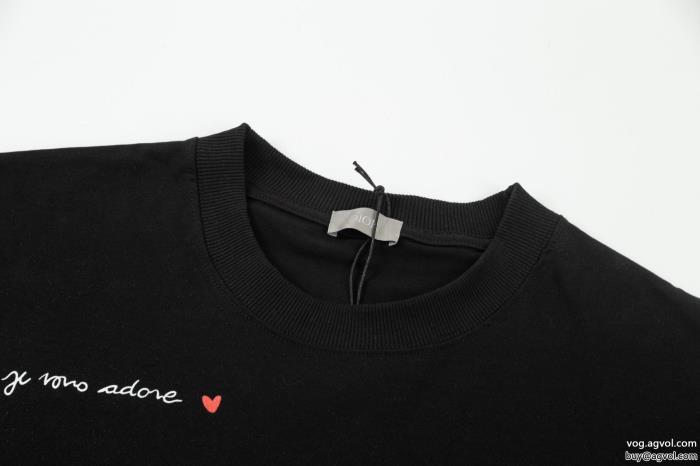 半袖Tシャツスーパー コピー 安心ハイセンス雑誌も街も人気アイテムDIOR_0_3