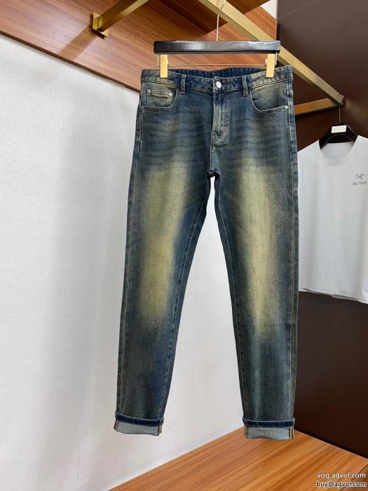 定番人気お洒落上級者ブランド コピー 品ジーンズバーバリー_0_1