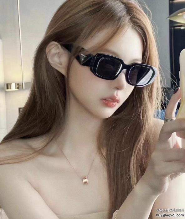 著名人愛用夏大人気のアイテムプラダサングラス偽 ブランド_0_1