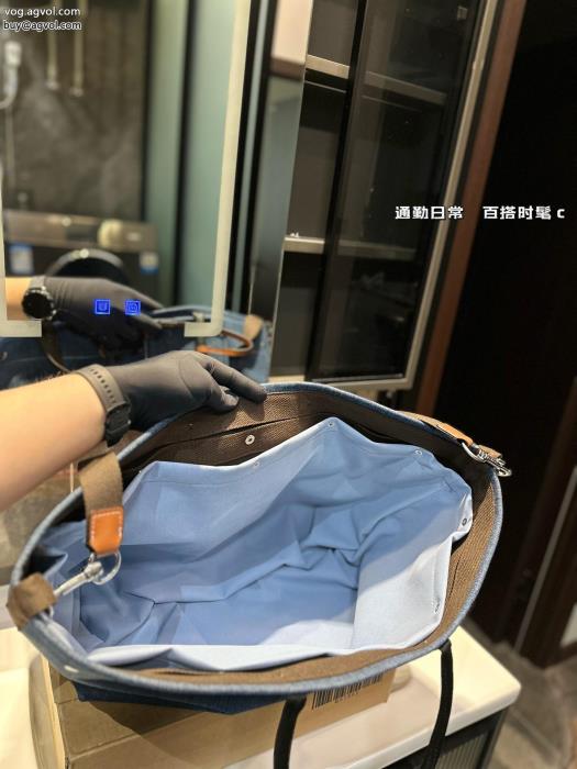 リラックスした雰囲気に気分が上がる激安 ブランド 通販バッグMIUMIU_0_0