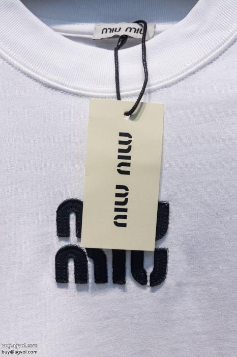 コピー 品 販売今シーズン人気のアイテム毎年大人気商品長袖Tシャツミュウミュウ_0_4