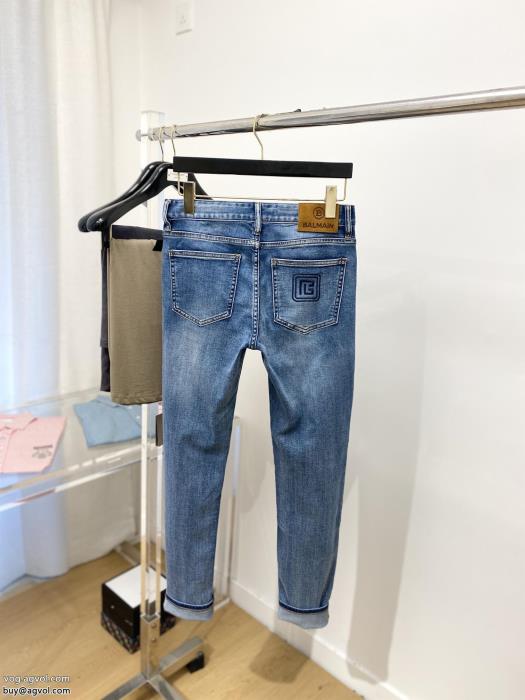 ジーンズBALMAINコピー 商品 ブランドオシャレな印象に人気確定 _0_1
