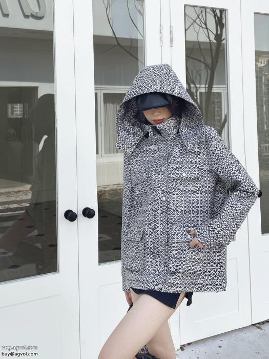 コピー 品 販売コート実用性は勿論速達可　新作速乾超軽量LOEWE_0_3