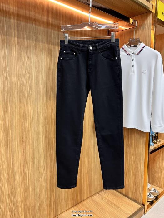 ブランド スーパー コピー 舗ジーンズMONCLERオシャレ上級者に夏に最強アイテム_0_2