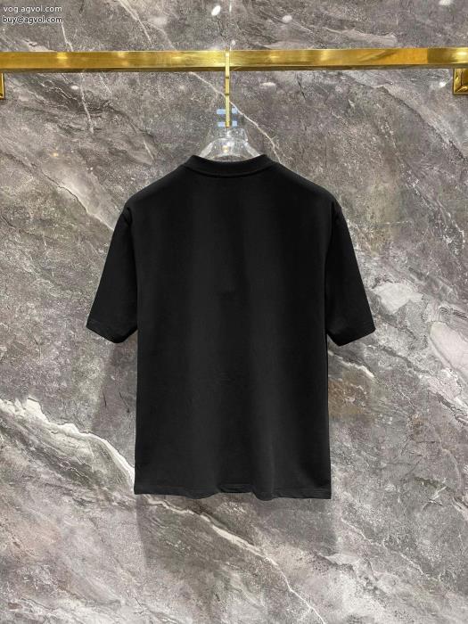 ブランド 激安限定生産品今季のトレンド人気新作半袖Tシャツフェンディ_0_2