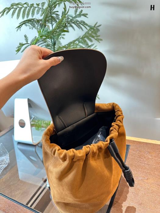 ブランド コピー  LOEWEメンズの新作バッグ定番人気232024最新モデル_0_1