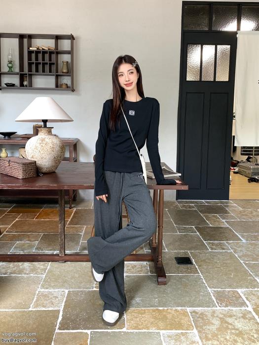 LOEWE長袖Tシャツブランド コピー希少限定23SS 異素材_0_0