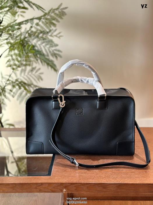 LOEWEトレンドの最先端に抜け感を出すブランド コピー 優良旅行バッグ_0_0
