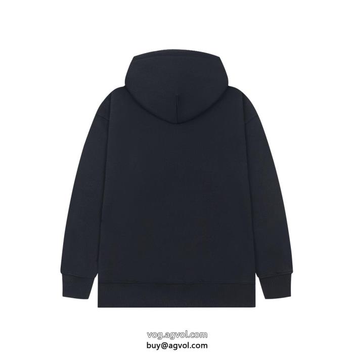 今流行意外と相性がいいパーカースーパー コピー 安心 BURBERRY_0_1
