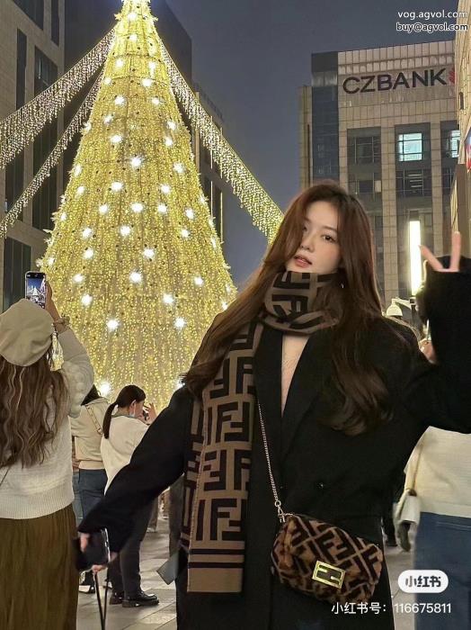 自分へのご褒美大人気セール偽物 ブランド ショップFENDIマフラー_0_3