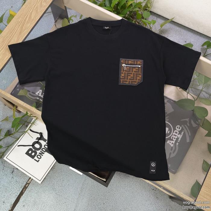 今人気の秘訣2024最新作FENDIブランド コピー 通販半袖Tシャツ_0_1