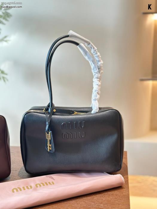 ブランド 品 コピーバッグブランドスタイルが継続的に人気新色入荷MIUMIU_0_2