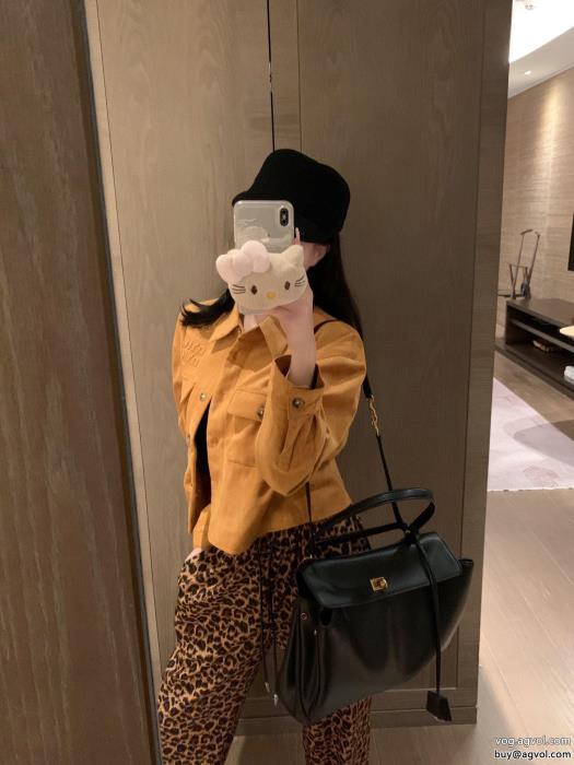 MIUMIU通勤の定番完売必須☆お早めにコートブランド 品 スーパー コピー_0_0