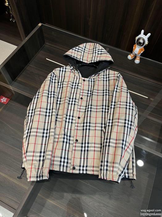 コピー 品 ブランド大人着用可2024即旬な装いにBURBERRYコート_0_2