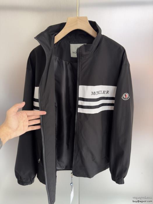 コートMONCLER偽物 ブランド 販売先行入手北欧ブランド_0_1