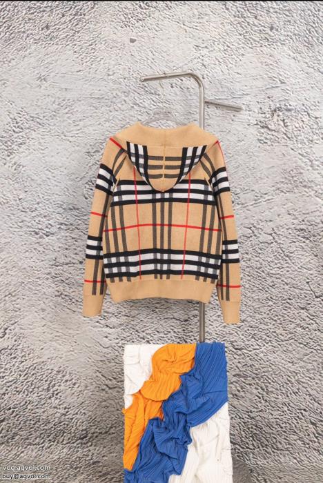 BURBERRYブランド 通販コート清潔感のある肌見せ最新とても可愛い_0_2