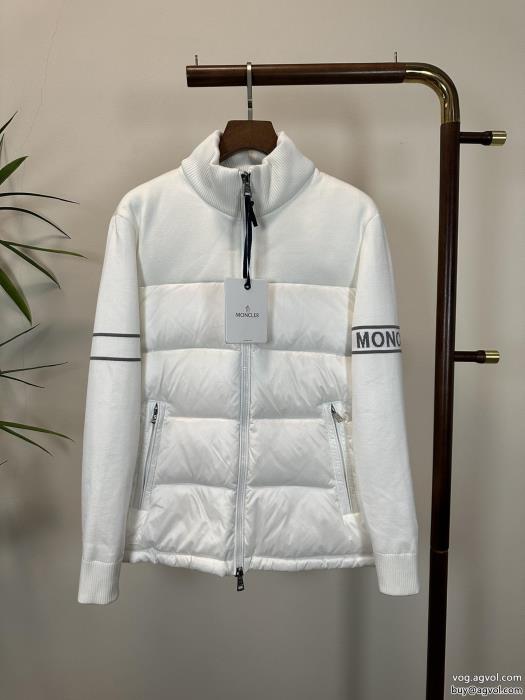 入荷予定トップスからチラ見える安心MONCLERダウンジャケットスーパー コピー 品_0_1