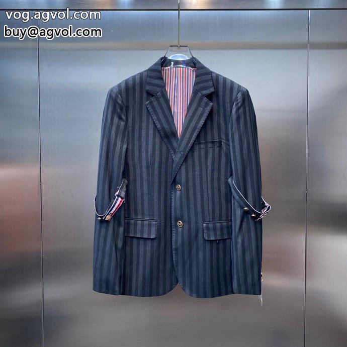 ブランド コピー 専門コート最旬のスタイル意外と相性がいいTHOM BROWNE_0_1